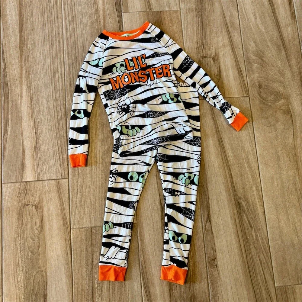 Way to Celebrate Halloween Pajama Set Kids Size 10 Glow in the Dark Mummy